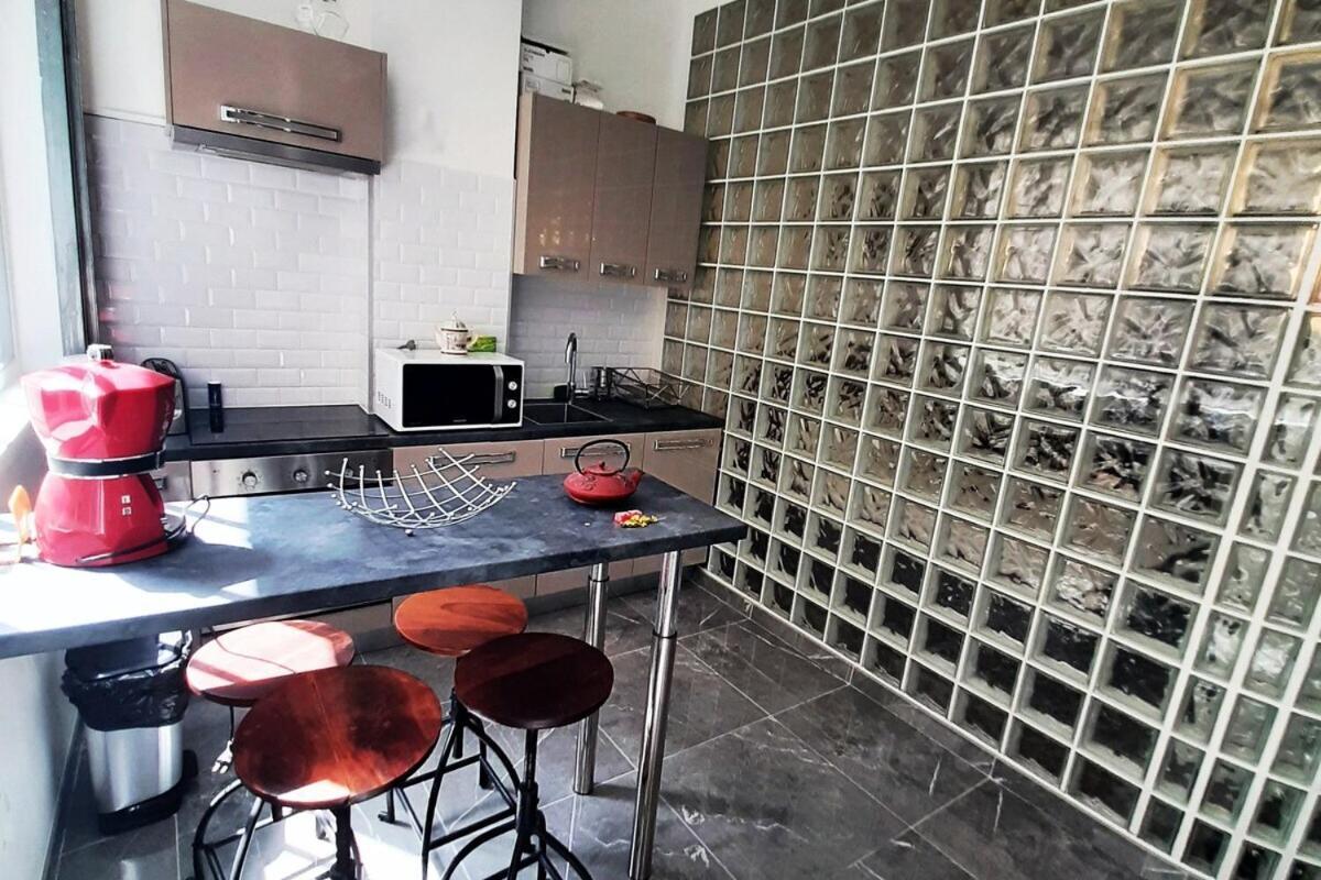 Sweet Apartment In Paris Montmartre Bagian luar foto