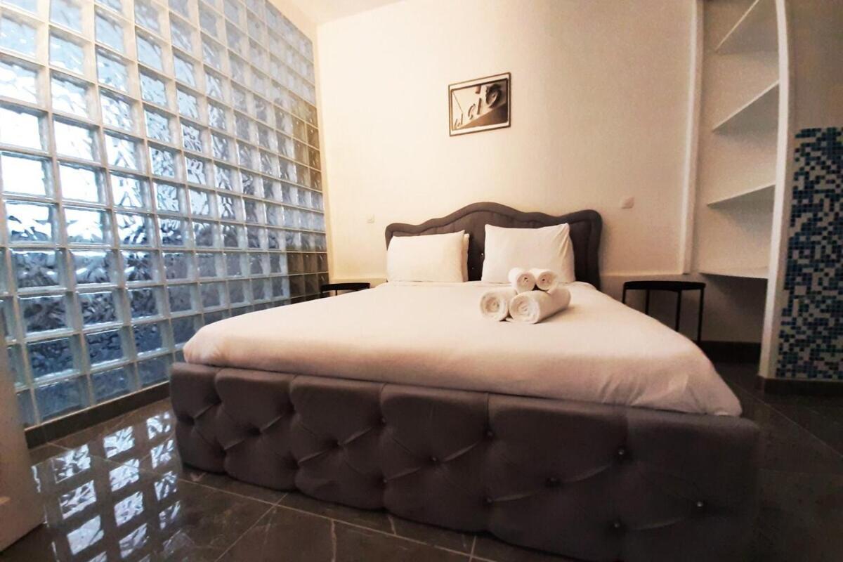 Sweet Apartment In Paris Montmartre Bagian luar foto